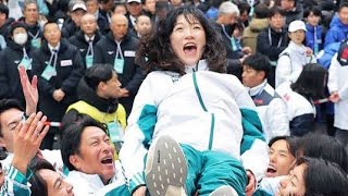 【箱根駅伝】「大手町の空がきれいでした」青学大の原監督の妻・美穂さんが胴上げされる