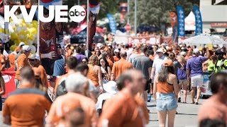 Which Austin roads will be closed for the Texas Longhorns' opening game?