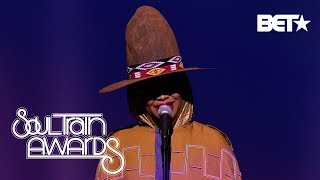 ERYKAH BADU PERFORMS A MEDLEY THAT TOUCHES OUR SOULS | Soul Train Awards 2018