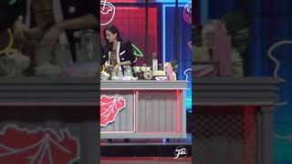 [FANCAM] 王霏霏 Wang Feifei and Shen Mengchen 沈梦辰 at Hunan TV gala 湖南卫视芒果TV官方频道