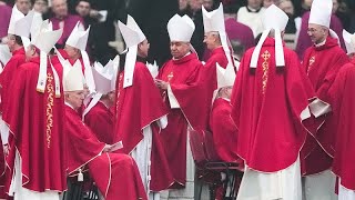 شاهد: البابا فرنسيس يترأس مراسم جنازة سلفه البابا بنديكتوس السادس عشر