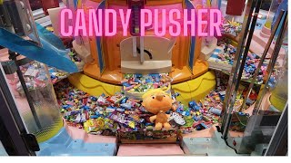 Winning FLINTSTONES PLUSH From The Candy Pusher - BIG SWEET LAND Arcade Game