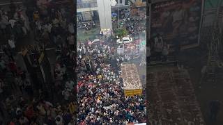 Pawan Kalyan fans hangama in Sandhya Theatre Hyderabad