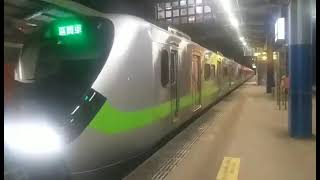 20230310 1252次開往基隆的銀綠區間車駛離湖口站(由湖口鐵迷拍攝)