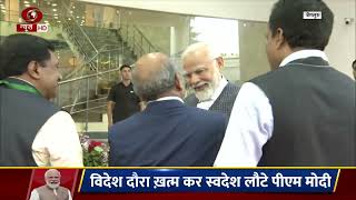 PM arrives at ISRO Headquarters to congratulate team of scientists