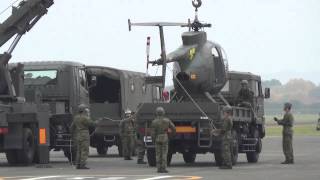 立川防災航空祭2013 OH-6D 解体、移動デモ