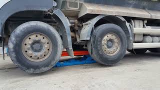 대형 타이어 리프트 TL20  에어잭 대용 truck tire lift 20ton ( instead of air jack)