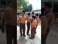 hukum bagi siswa yg bolos sekolah biar jera