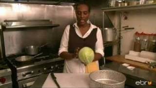 How to Make Ethiopian Cabbage and Potatoes (Tikil Gomen)