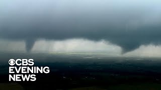 Tornado outbreak hits Oklahoma and Texas