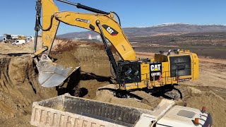 Heavy Machinery In Action, Excavators, Heavy Hauls, Mines, Quarries - Mega Machines Movie - 4k