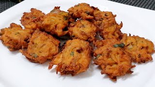 തട്ടുകട സ്പെഷ്യൽ !! ക്രിസ്പി ഉള്ളി ബജ്ജി!! #Ulli bajji #Onion Bajji #Onion pakora #Ulli vada