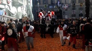 Traditional 'Battle of the Oranges' rages in Ivrea, Italy