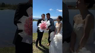 拍婚纱照不会摆动作没关系,我来教你啊#丽江 #丽江婚纱照#摄影师教摆拍姿势 7