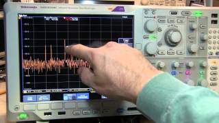 Recherche de l'origine des émissions transitoires avec un Tektronix MDO4000C