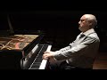 dmitry rachmanov spielt das intermezzo a dur op. 118 nr.2 von johannes brahms