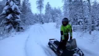 Old Winha snowmobile test drive