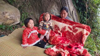 Single mother, picking vegetables to sell, making money to raise children, life in a cave