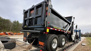 $ 350 000 Truck. I had to board myself #viral #video #truck #westernstar #winteriscoming #rgn #tenco