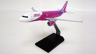 1/144 scale PacMin Airbus A320 Peach Aviation Desktop Model