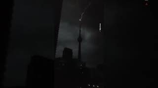 Lightning strikes CN tower in Toronto
