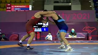 1/4 FS - 92 kg: T. MUNKHBAATAR (MGL) v. H. GWON (KOR)