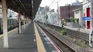 高崎線宮原駅を通過する257系５５００番台　特急草津四万長野原草津口行き