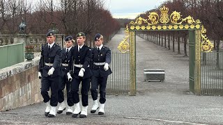 2024-11-13 Onsdag Drottningholms Slott vaktavlösning LedR Enköping -  Blekinge flygflottilj F 17