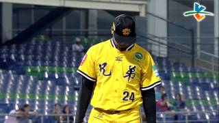 20131002 CPBL 犀牛VS象 2上 團隊配合佳！象隊連兩局送出Double Play 化解失分危機