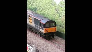 Class 58 Passing Class 37