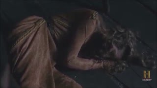 Ragnar hits Aslaug - move bitch