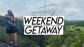 WEEKEND GETAWAY | cozy hill country weekend in a cottage with my husband and puppy!
