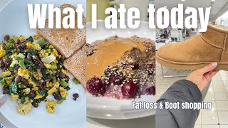 What I eat in a day to lose fat | realistic healthy \u0026 easy meals + Winter boot shopping