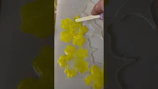 Resin 3 D flowers for Haldi Platter | #haldiplatter #artshorts #art #artstudio #3dflowers #epoxy