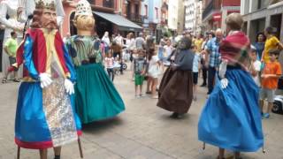 Zarauzko erraldoi txikiak (Maitetxu itsasoan dago)