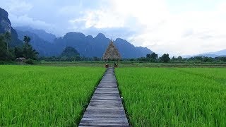 เวียงธารา วิลลา, วังเวียง (Vieng Tara Villa, Vang Vieng)