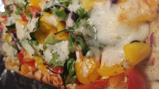 Homemade Flatbread pizza/ வீட்டில் ஹெல்த்தி பிட்சா செய்வது எப்படி