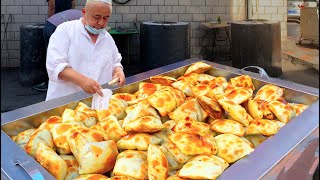 新疆“最便宜的羊肉小吃”，从1毛卖到3块，有人连买500个，日卖10大缸Chinese Xinjiang gourmet grilled buns