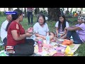 thousands spend christmas at luneta