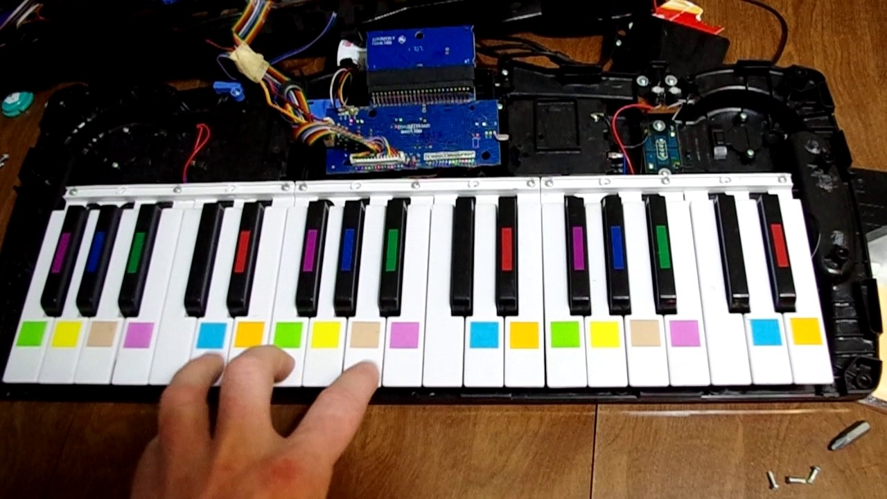 DIY Synth From Toy Keyboard. - YouTube