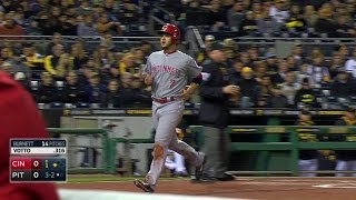 CIN@PIT: Votto drives in Suarez with a groundout