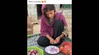 Pakistan Beauty | Beautiful Poor girl Of Pakistan