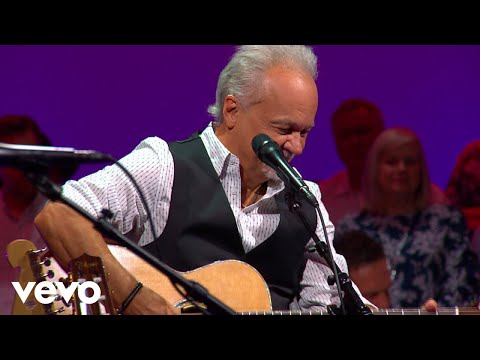 Brothers of the Heart – Seven Bridges Road (Live At Grand Ole Opry, Nashville, TN, 2022)