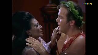 First Interracial Kiss on TV, Captain Kirk William Shatner and Lt  Uhura Nichelle Nichols