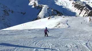 Vita and Nora skiing in Valmorel, France