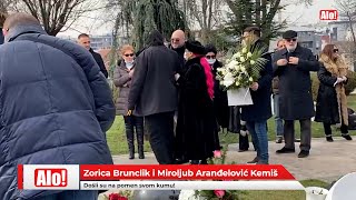 Zorica Brunclik i Miroljub Aranđelović Kemiš došli su na pomen svom kumu!