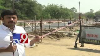 No Warning Sign @ Road works proves fatal for 2 in Warangal - TV9