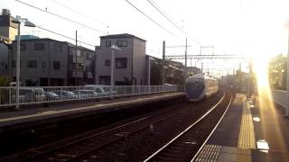 京成スカイライナー、お花茶屋駅通過