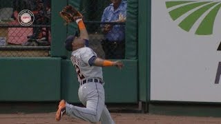 DET@STL: Cespedes runs down Adams' fly ball in left