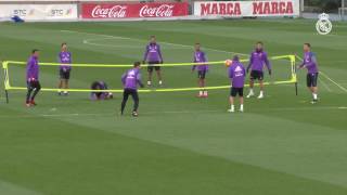 Marcelo and Danilo showcase their skills in a game of footvolley!